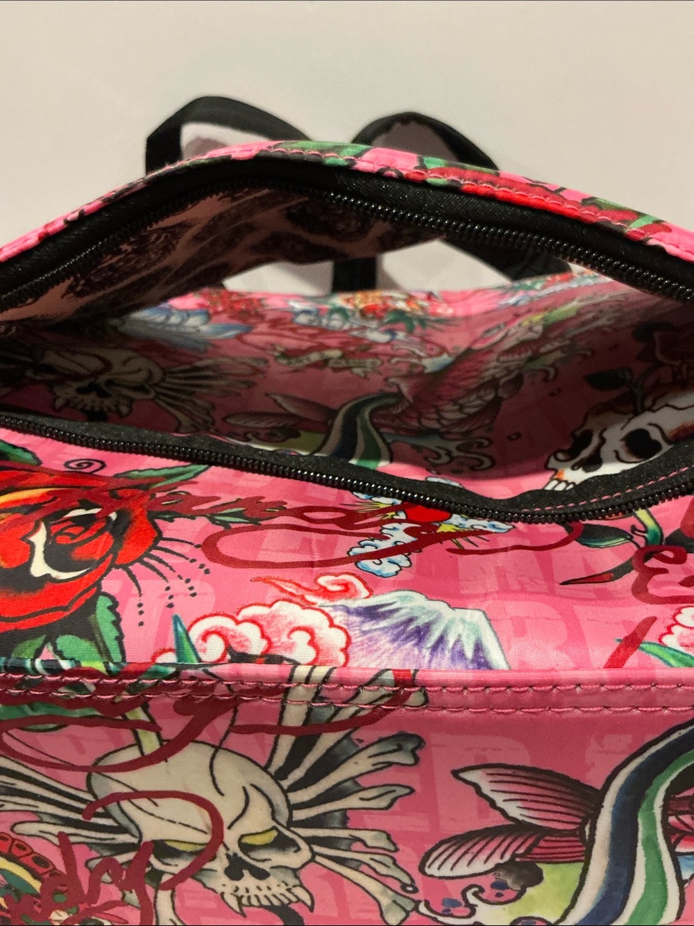 NWT Ed Hardy Weekend Traveler with Convenient Suitcase Slide and zipper closure. - Picture 15 of 16